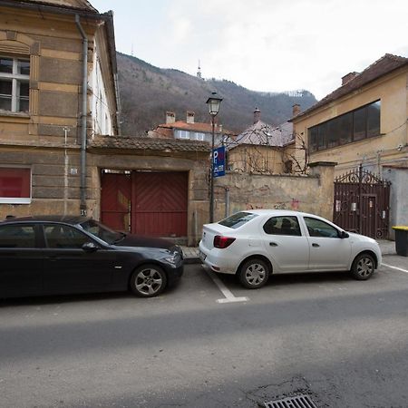 Charming Old Town Flat With Mountain View Daire Braşov Dış mekan fotoğraf