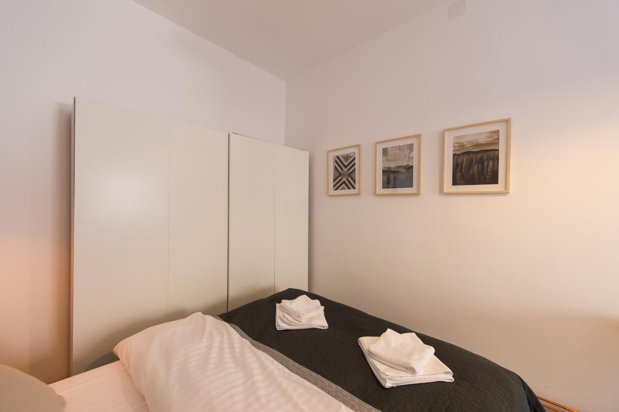 Charming Old Town Flat With Mountain View Daire Braşov Dış mekan fotoğraf